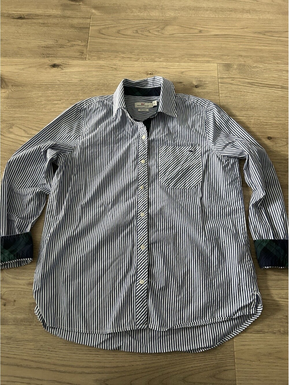 Vineyard Vines Women's Blue White Striped Cotton Button Down Shirt - Size 6